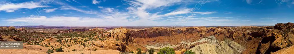 Upheaval Dome, crater-like rock formation, Island in the Sky, Canyonlands National Park, Utah, USA
