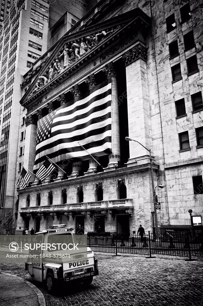 Wall Street, Financial District, Manhattan, New York City, New York, USA