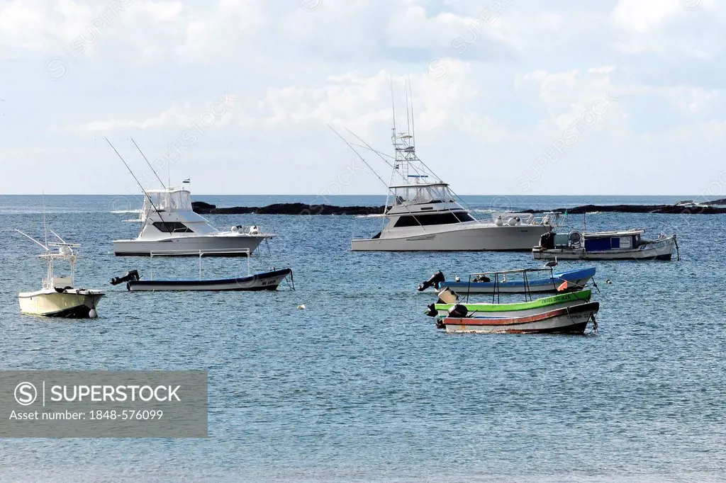 Moored boats, Bay of San Juan del Sur, Nicaragua, Central America