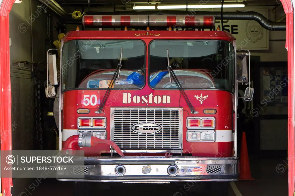 Fire engine of the city of Boston, Connecticut, New England, USA
