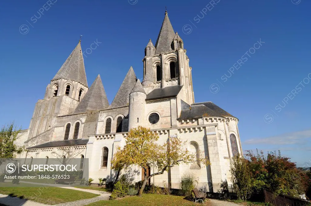 Saint-Ours Church, castle hill, Loches, community, Tours, Indre-et-Loire, Centre region, France, Europe