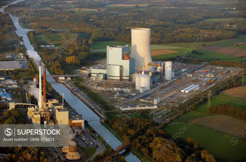 Aerial view, Datteln 4, E.ON coal-fired power plant under construction and old power plant, Datteln, Ruhr Area, North Rhine-Westphalia, Germany, Europ...