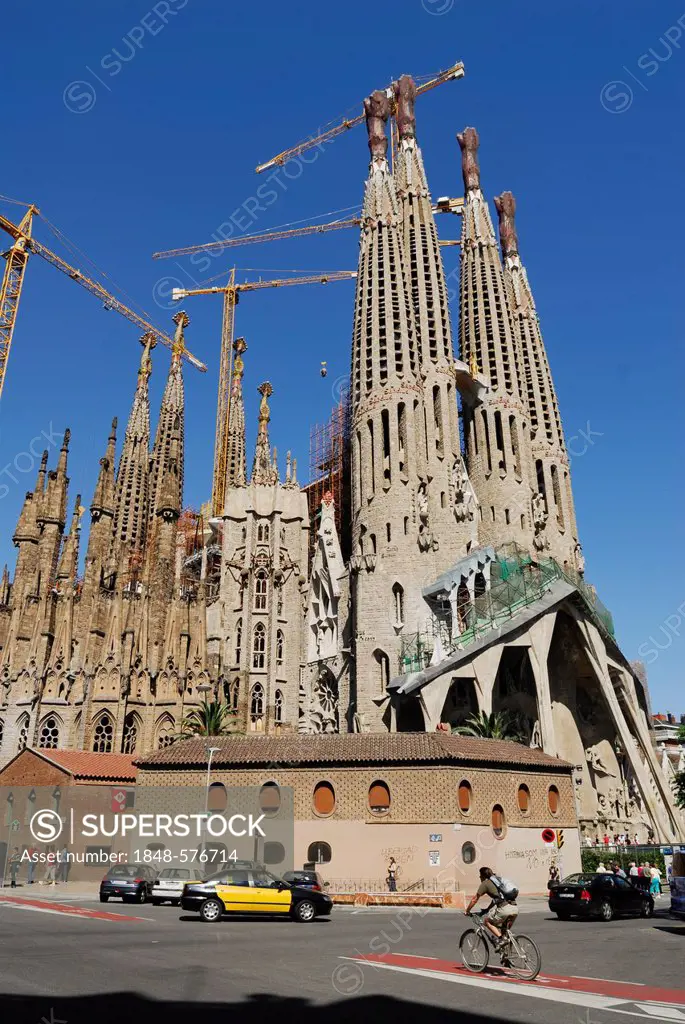 La Sagrada Família, Basílica i Temple Expiatori de la Sagrada Família, Basilica and Expiatory Church of the Holy Family, Antoni Gaudí, UNESCO World He...