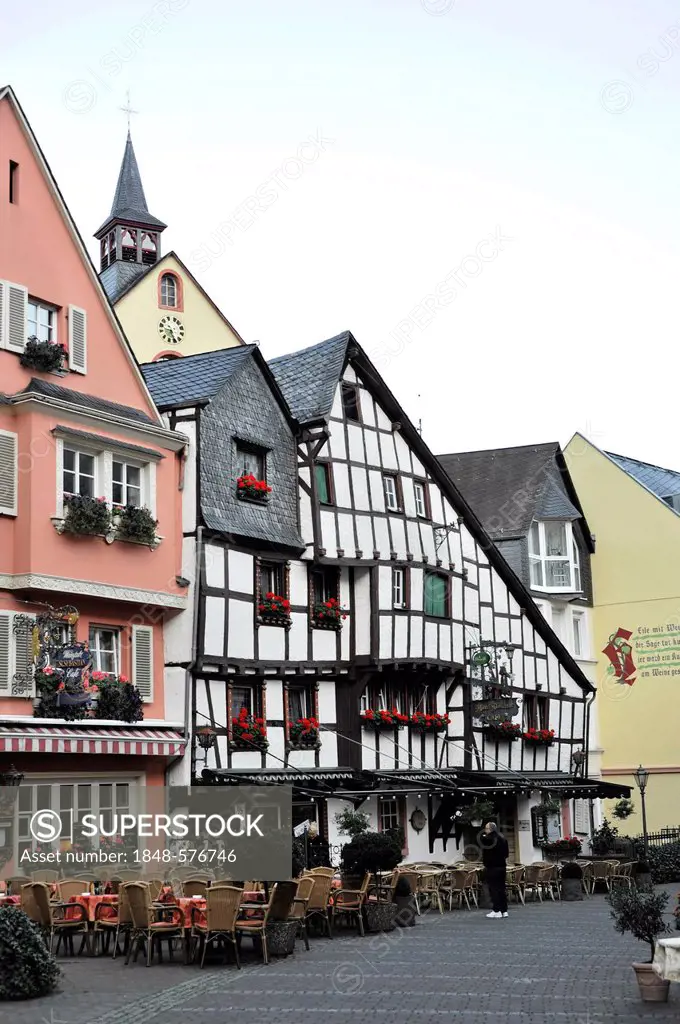 Half-timbered house, from 1456, Bernkastel-Kues, Moselle region, Rhineland-Palatinate, Germany, Europe