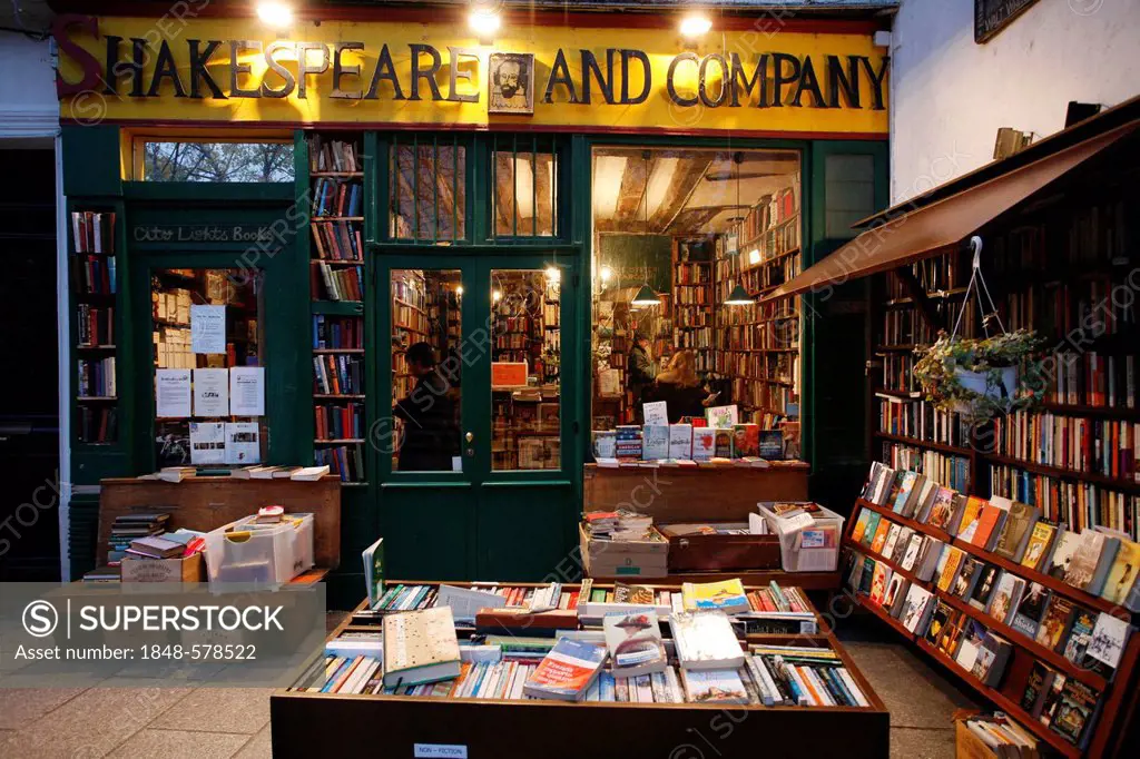 Shakespeare and Company, bookshop, Librairie, Paris, Ile de France, France, Europe