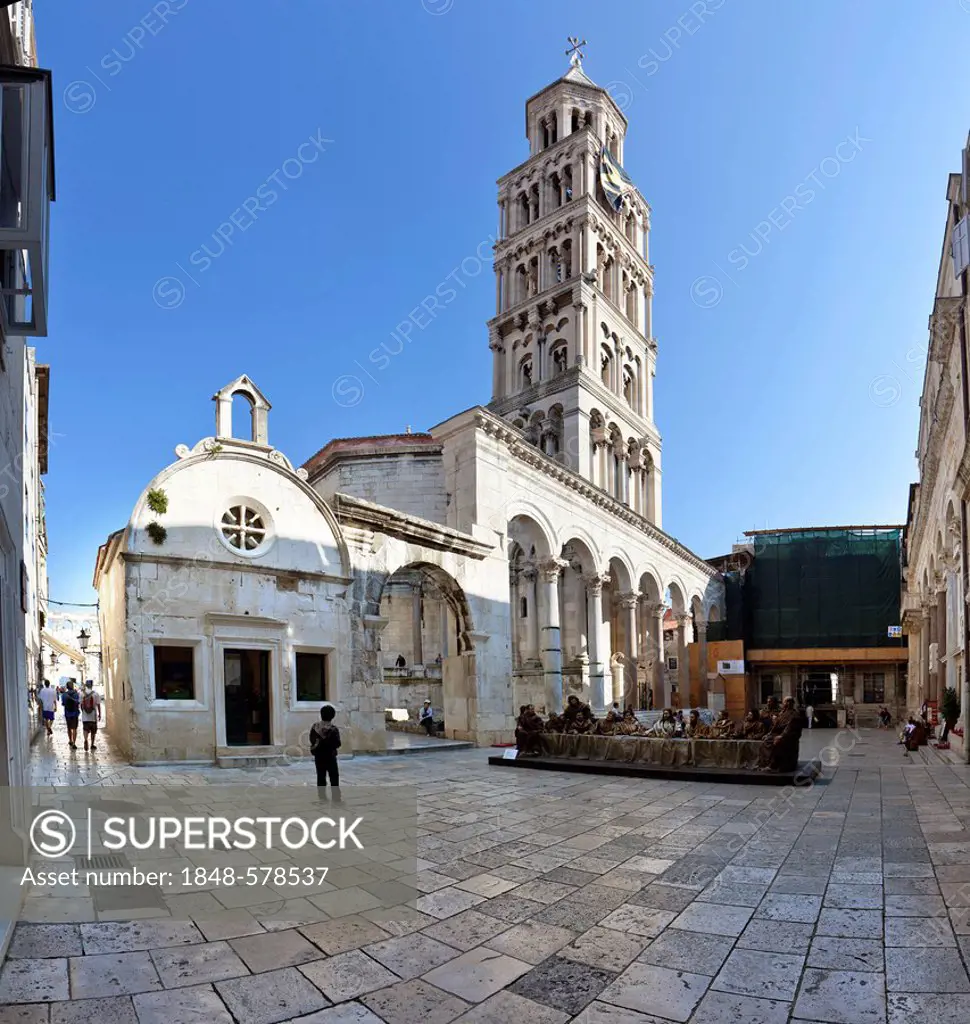 Diocletian's Palace, square between Peristyle and Split Cathedral, sculpture of Christ and the 12 apostles at the Last Supper, historic town centre, S...