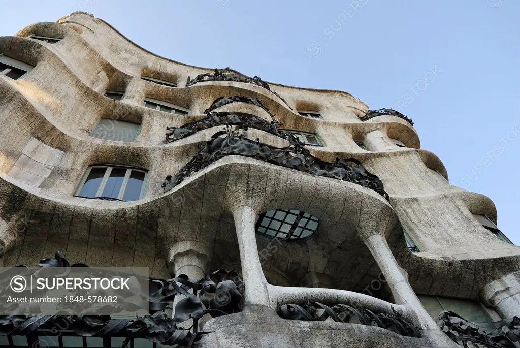 Balconies, facade of Casa Milà, La Pedrera, architect Antoni Gaudi, Passeig de Gracia, Eixample, Barcelona, Catalonia, Spain, Europe, PublicGround