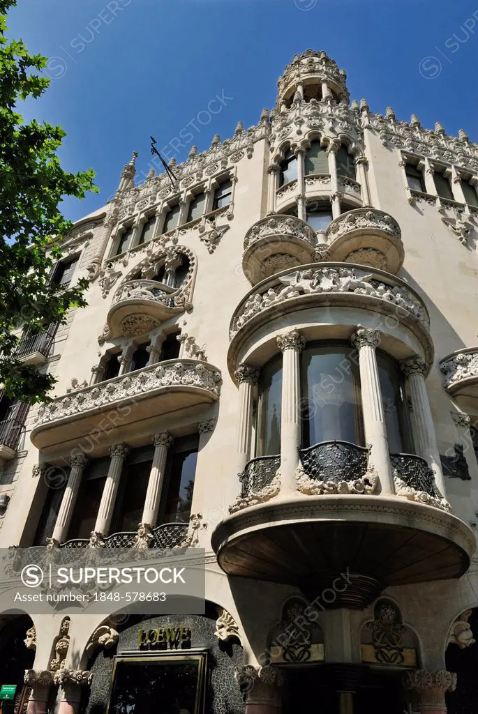 Casa Lleó Morera, part of a majestic Art Nouveau building on the avenue of Passeig de Gracia, Eixample, Barcelona, Catalonia, Spain, Europe, PublicGro...