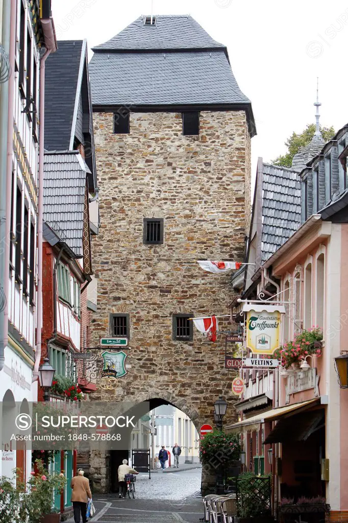 Niedertor gate in Ahrweiler, Rhineland-Palatinate, Germany, Europe, PublicGround