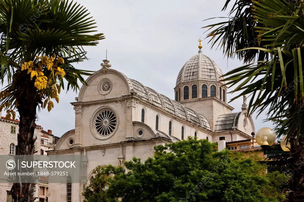 Katedrala svetog Jakova, Cathedral of St. James, UNESCO World Heritage Site, Sibenik, central Dalmatia, Adriatic coast, Europe, PublicGround