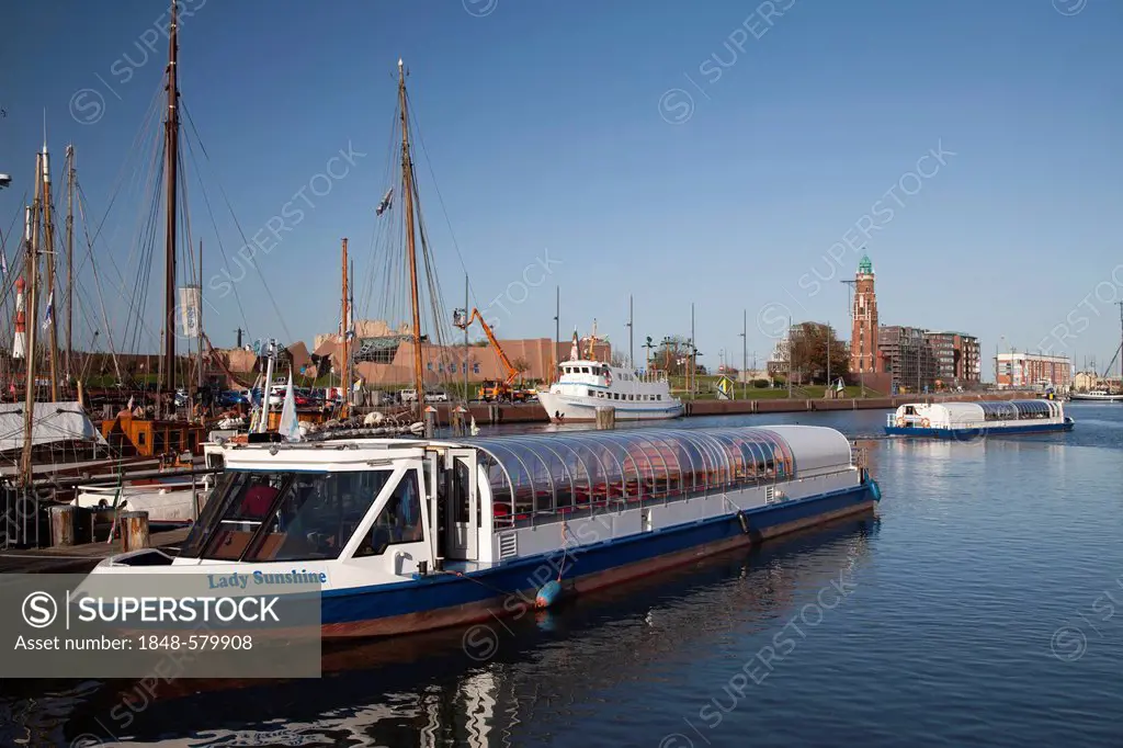 Neuer Hafen harbour, Havenwelten, Bremerhaven, Weser River, North Sea, Lower Saxony, Germany, Europe, PublicGround