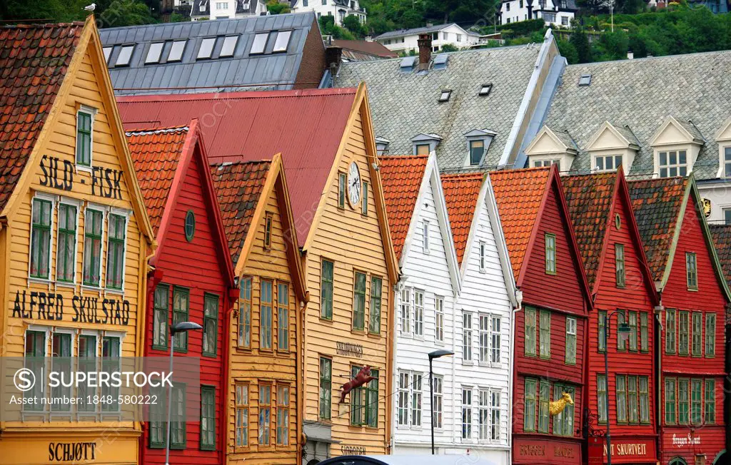 Wooden houses, Bryggen, historic district of Bergen, Unesco World Heritage site, Bergen, Norway, Scandinavia, Europe