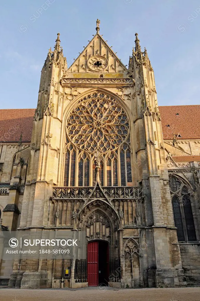 Saint Etienne Cathedral, Sens, Yonne, Bourgogne, Burgundy, France, Europe, PublicGround