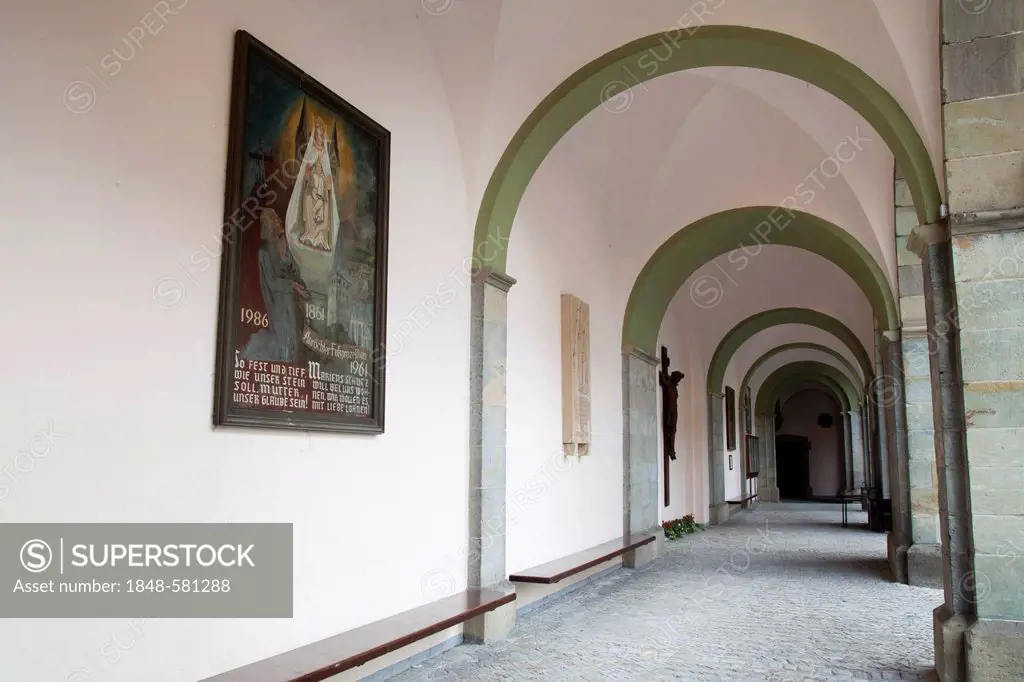 Cloister, Wallfahrtsbasilika Mariae Heimsuchung basilica, pilgrimage church, a neo-Romanesque three-aisled hall church, Werl, a place of pilgrimage, S...