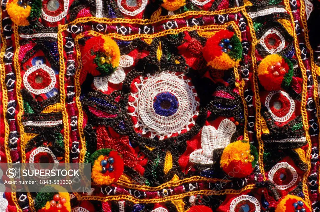 Embroidery from the villages in central Gujarat which are famous for the different styles of embroidery, Bhirendiara, Gujarat, India, Asia