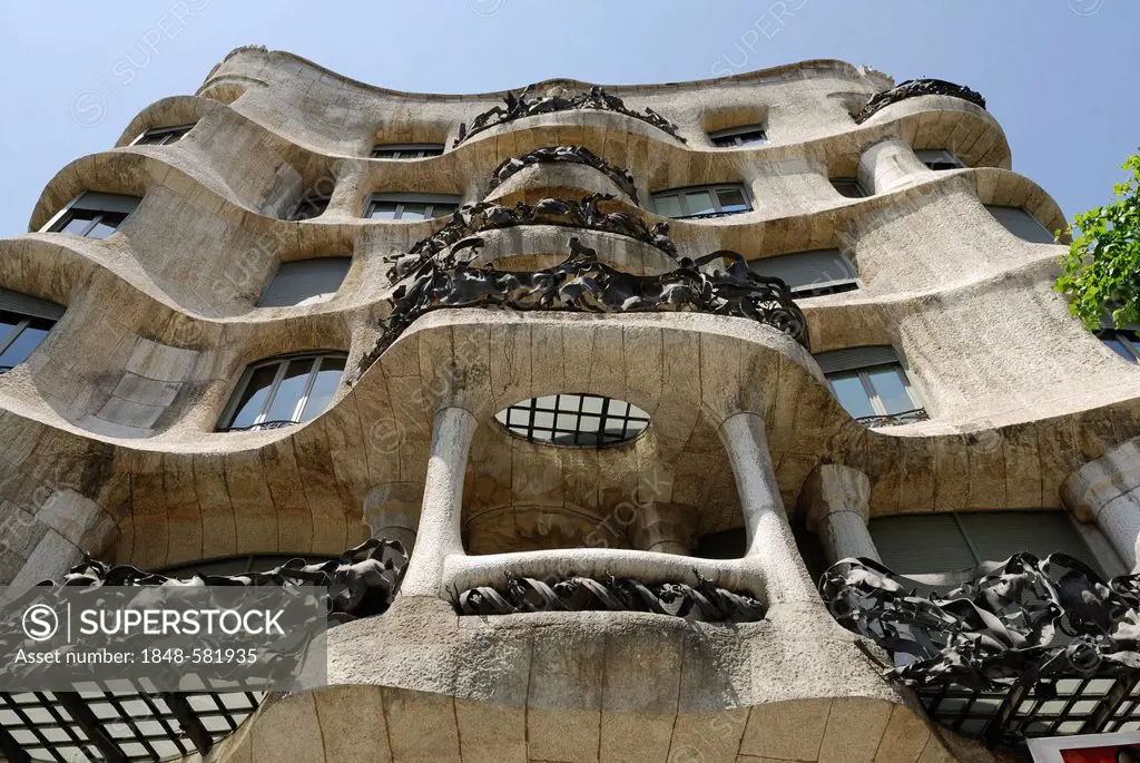 Balconies, facade of Casa Milà, La Pedrera, architect Antoni Gaudi, Passeig de Gracia, Eixample, Barcelona, Catalonia, Spain, Europe, PublicGround