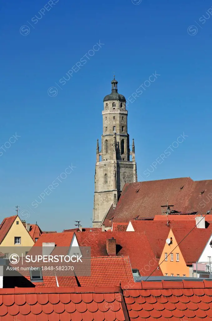 Protestant Church of St. George with the 89.5 m high church steeple, also known as Daniel tower, Noerdlingen, Donau-Ries, Bavarian Swabia, Bavaria, Ge...