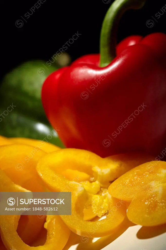 Red, green and yellow Bell Peppers (Capsicum annuum)