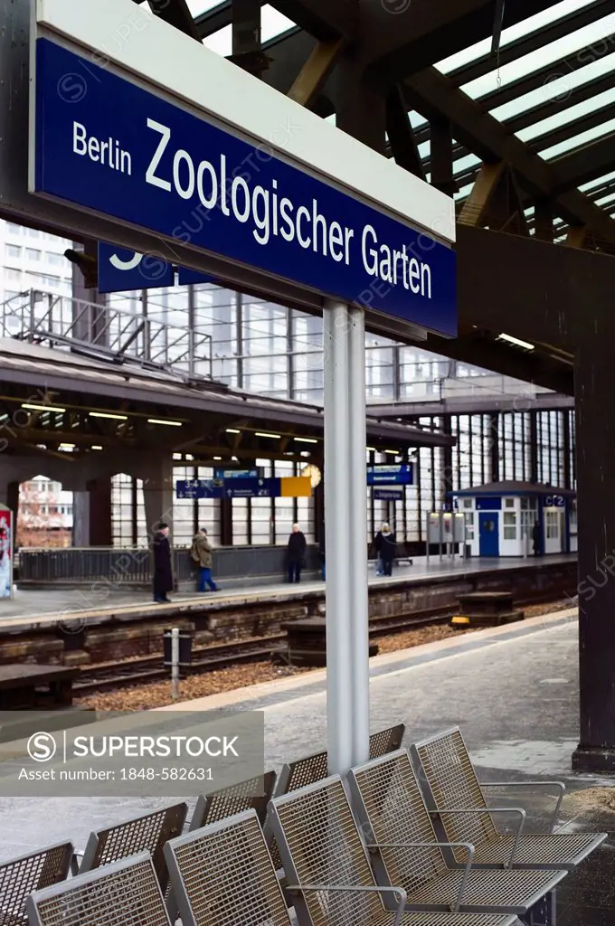 Benches on the platform of the railway station Zoologischer Garten, Berlin, Germany, Europe