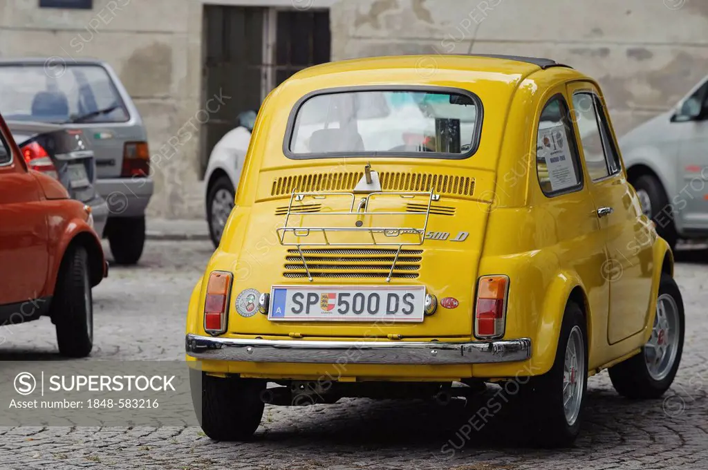 Fiat 500, classic car, Krems, Wachau valley, Lower Austria, Austria, Europe