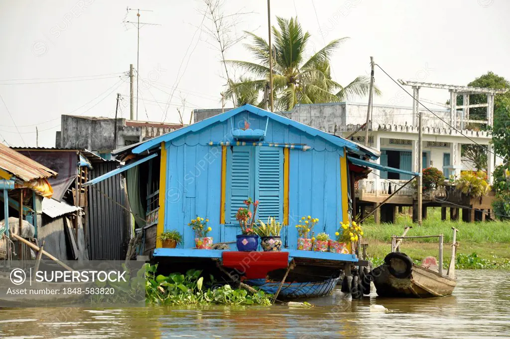 Floating house, house boat, Chau Doc, Mekong Delta, Vietnam, Southeast Asia, Asia