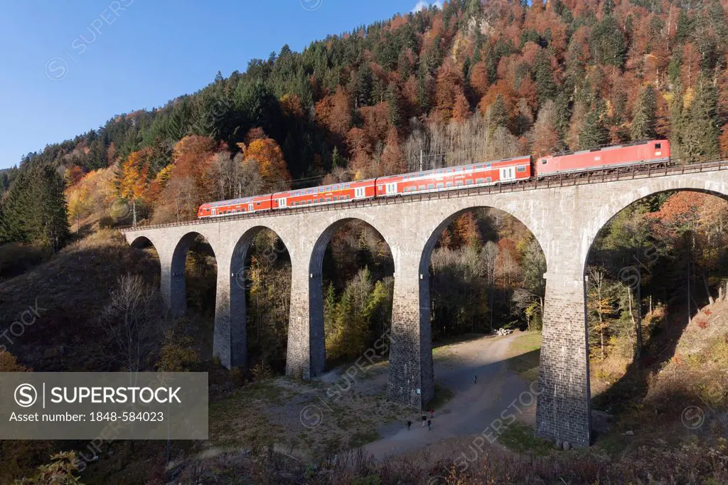 Ravennabruecke, Ravenna Bridge, of Hoellentalbahn, Hell Valley Railway, with train crossing, Hoellental, Hell Valley, Breisgau in the Black Forest, Ba...