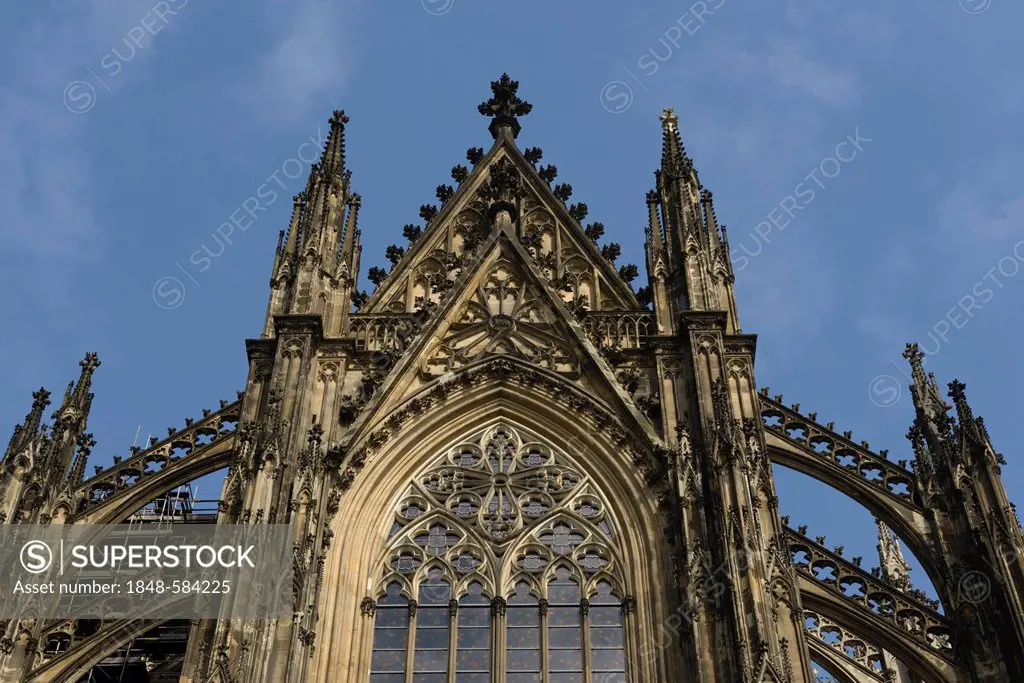 Gothic flying buttresses on the southern entrance of Cologne Cathedral, a UNESCO World Heritage site, Cologne, North Rhine-Westphalia, Germany, Europe