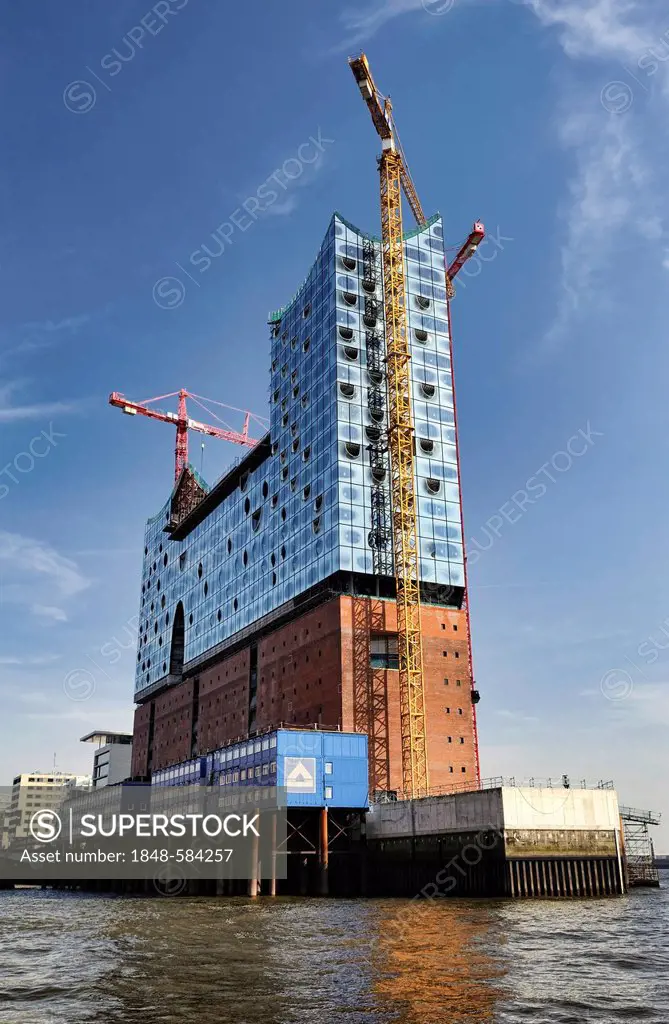 The Elbphilharmonie philharmonic hall under construction in the Hafencity district of Hamburg, Germany, Europe