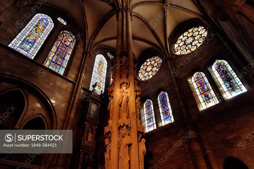 Pillar of Angels, interior view of Strasbourg Cathedral, Cathedral of Our Lady of Strasbourg, Strasbourg, Bas-Rhin department, Alsace, France, Europe