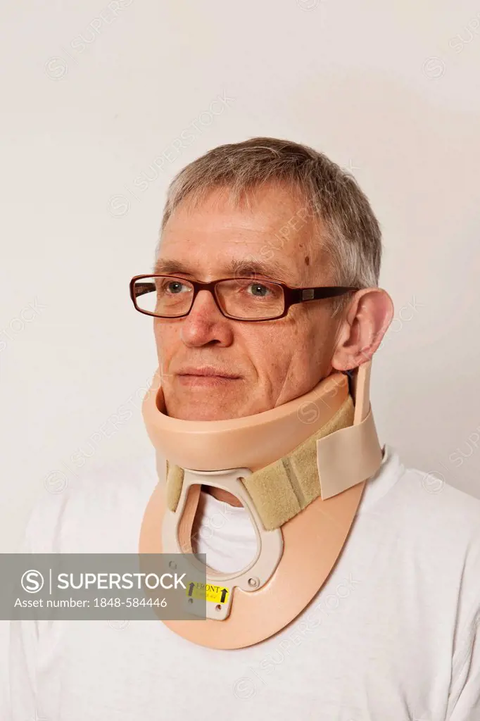 Man wearing a neck support, cervical brace