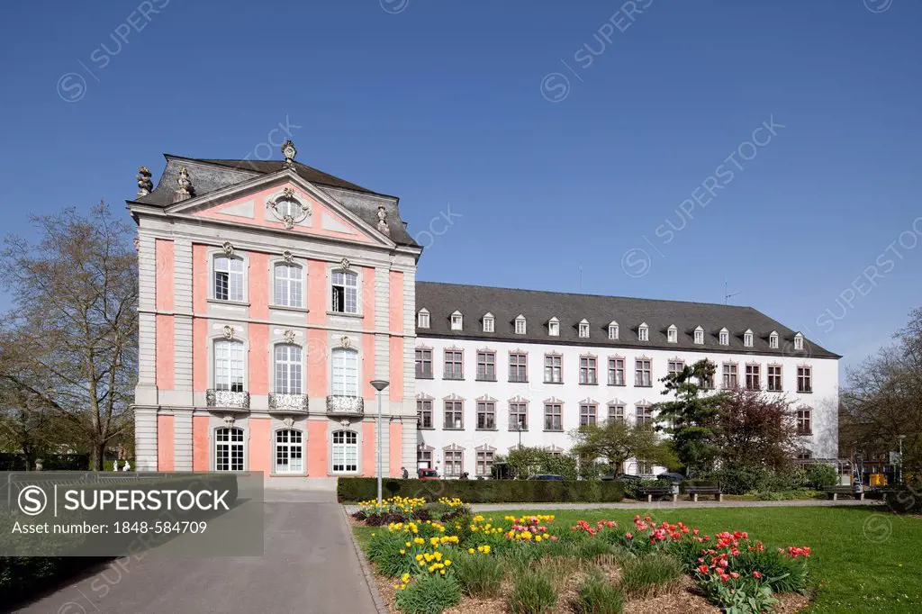 Electoral Palace, administrative centre, Trier, Rhineland-Palatinate, Germany, Europe, PublicGround