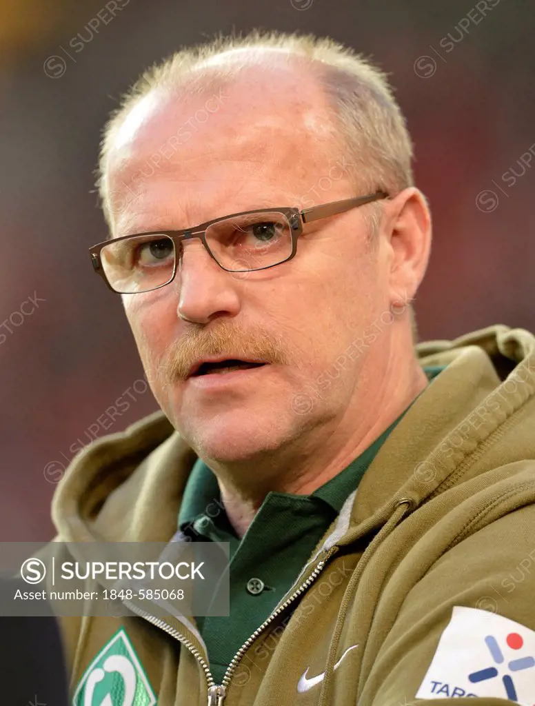 Thomas SCHAAF, coach of Werder Bremen, portrait, Mercedes-Benz Arena, Stuttgart, Baden-Wuerttemberg, Germany, Europe