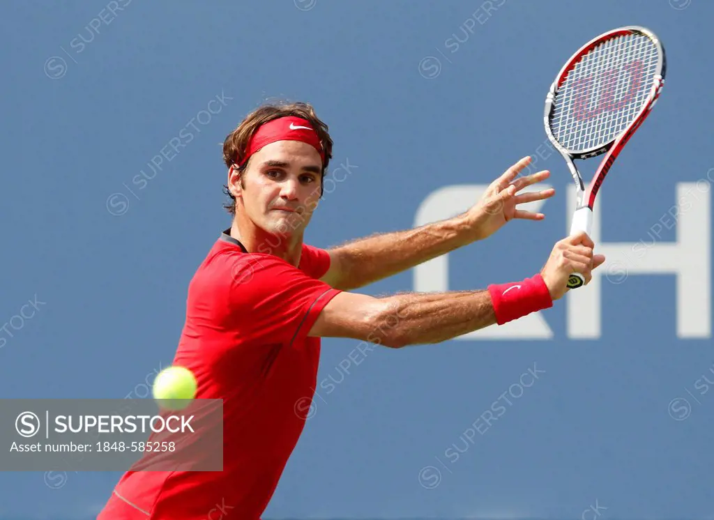 Roger Federer, SUI, ITF Grand Slam tennis tournament, U.S. Open 2011, USTA Billie Jean King National Tennis Center, Flushing Meadows, New York, USA