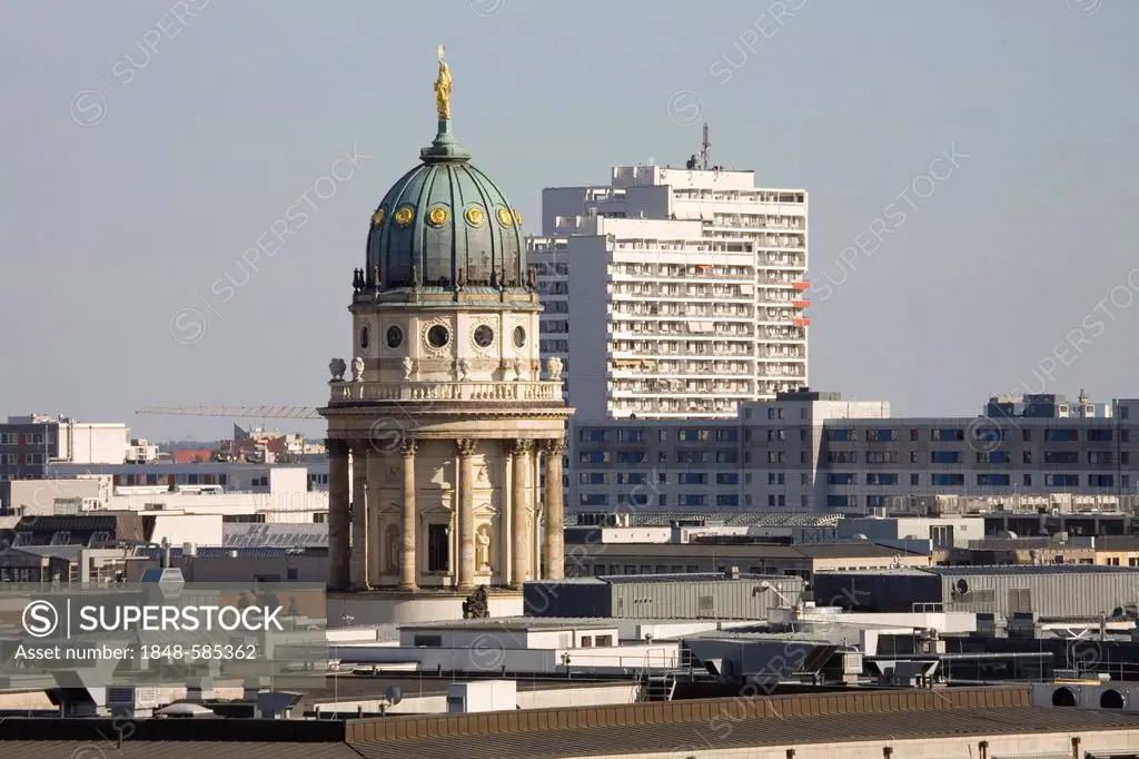 View of the Deutscher Dom or German Cathedral on Gendarmenmarkt square, Berlin, Germany, Europe