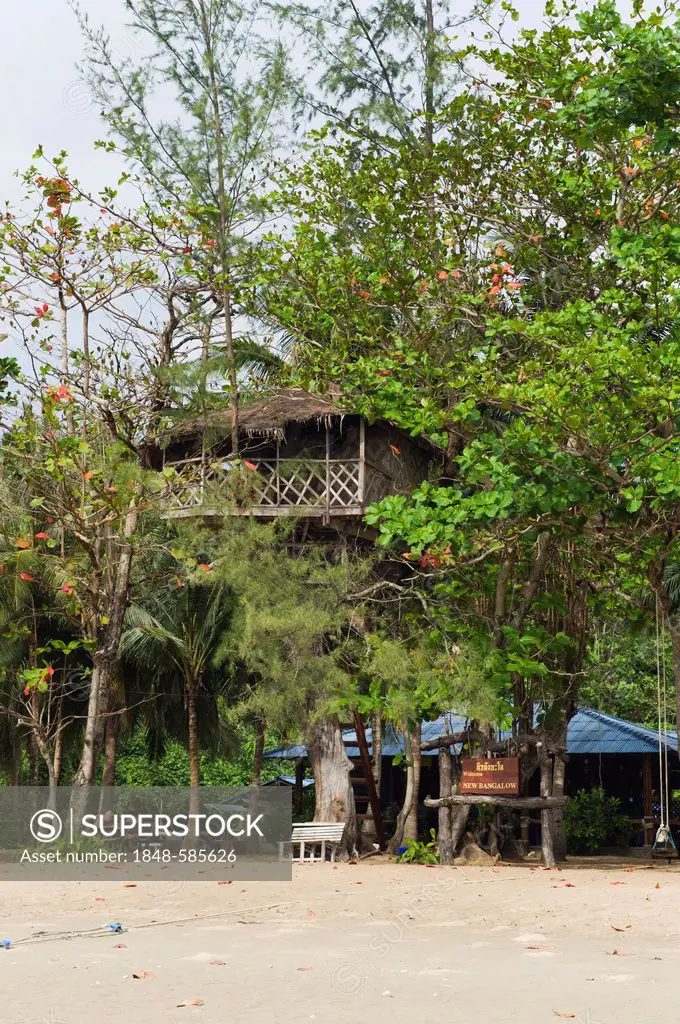Tree house hotel, New Bungalow Hotel, Andamanbeach, Ko Jum or Koh Pu island, Krabi, Thailand, Southeast Asia