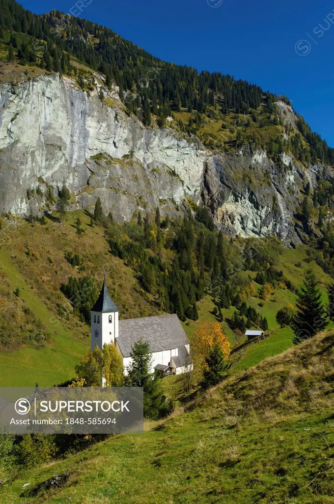 View of church, Huettschlag in Grossarltal Valley in Pongau region, Salzburger Land, Austria, Europe