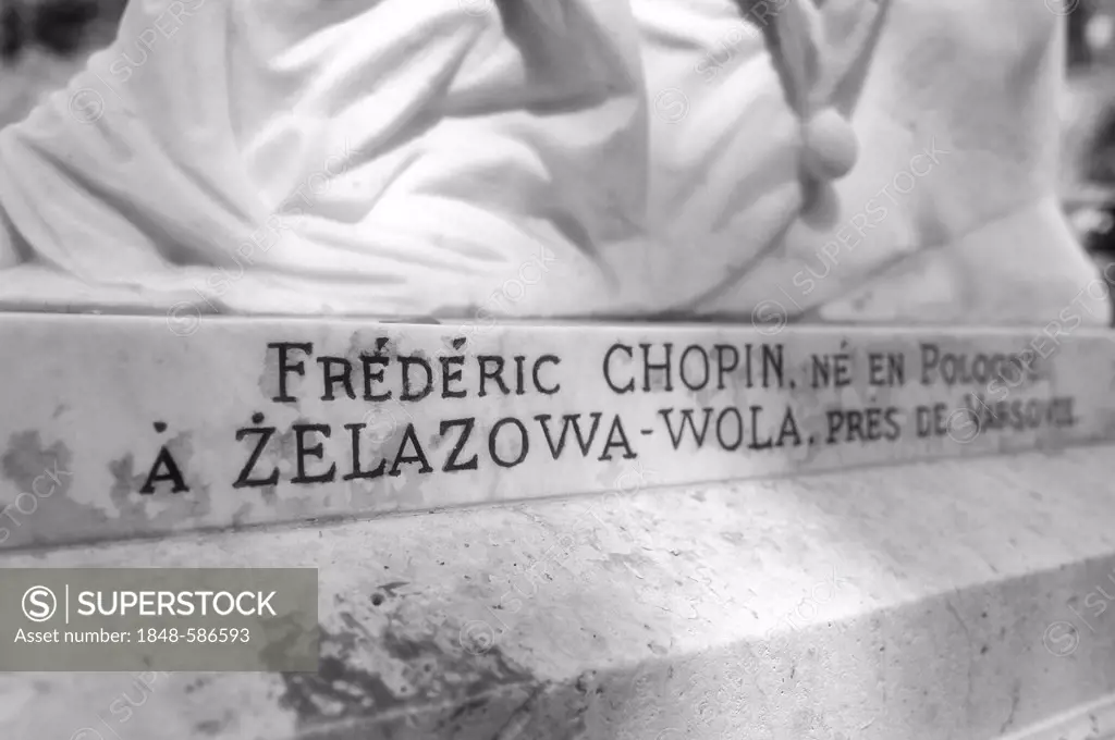Inscription on the grave of Frédéric Chopin, Cimetière du Père Lachaise Cemetery, Paris, France, Europe, PublicGround