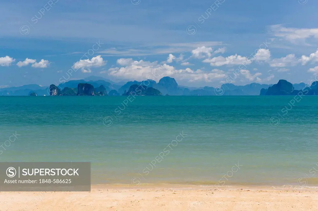 Islands in the Bay of Pang Nga seen from Koh Yao Noi island, Phang Nga, Thailand, Southeast Asia, Asia