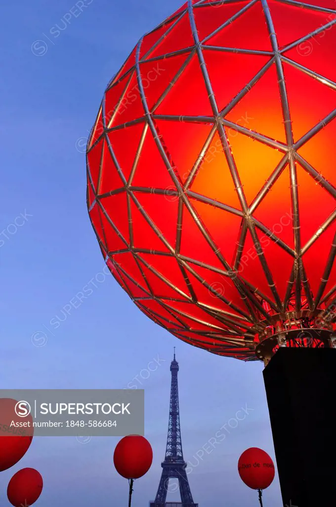 Illumination, Trocadéro, Tour Eiffel or Eiffel Tower, Paris, France, Europe, PublicGround
