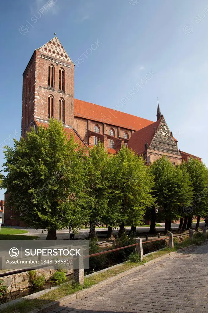 St.-Nikolai-Kirche church, Wismar, Mecklenburg-Western Pomerania, Germany, Europe, PublicGround