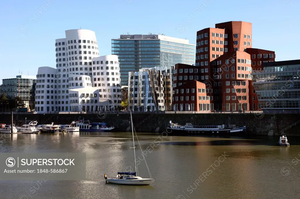 Neuer Zollhof or Gehry buildings by architect Frank O. Gehry in the Medienhafen media port, Duesseldorf, Rhineland, North Rhine-Westphalia, Germany, E...