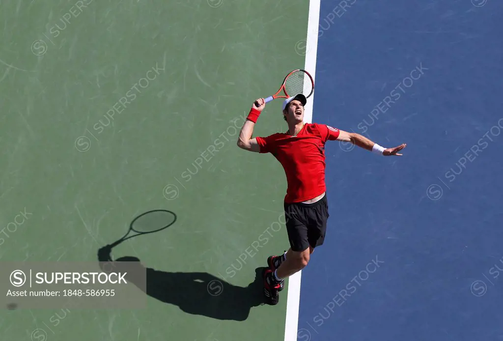 Andy Murray, GBR, during service, ITF Grand Slam tennis tournament, U.S. Open 2011, USTA Billie Jean King National Tennis Center, Flushing Meadows, Ne...