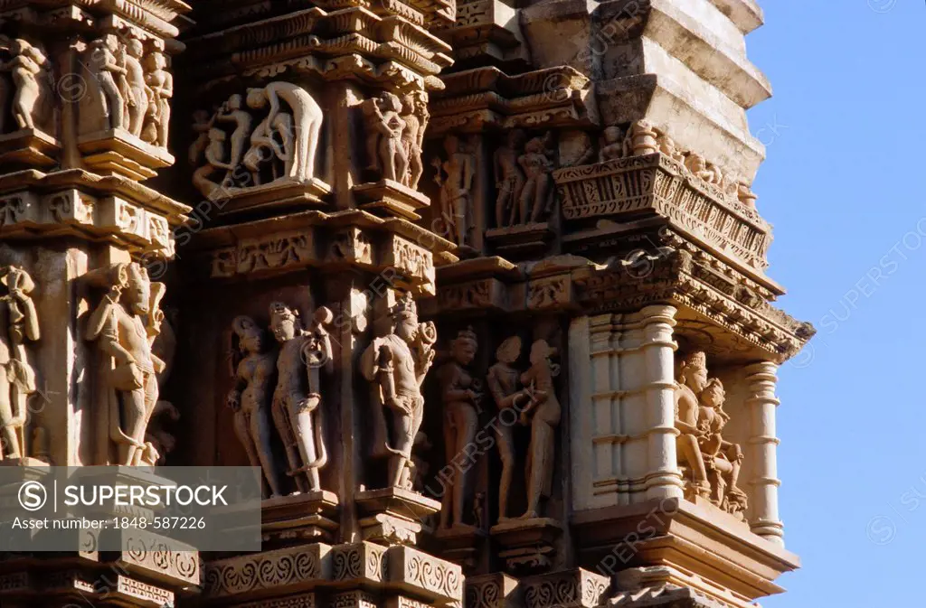 Stone carvings depicting scenes from the Kamasutra, Khajuraho temples, Khajuraho, Madhya Pradesh, India, Asia