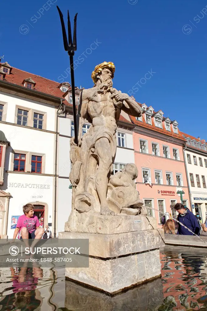 Fountain in Marktplatz square, Weimar, Thuringia, Germany, Europe, PublicGround