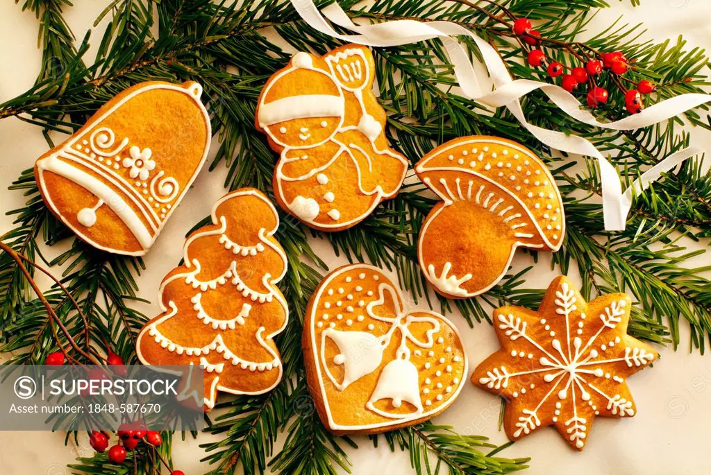 Gingerbread figures, Christmas cookies