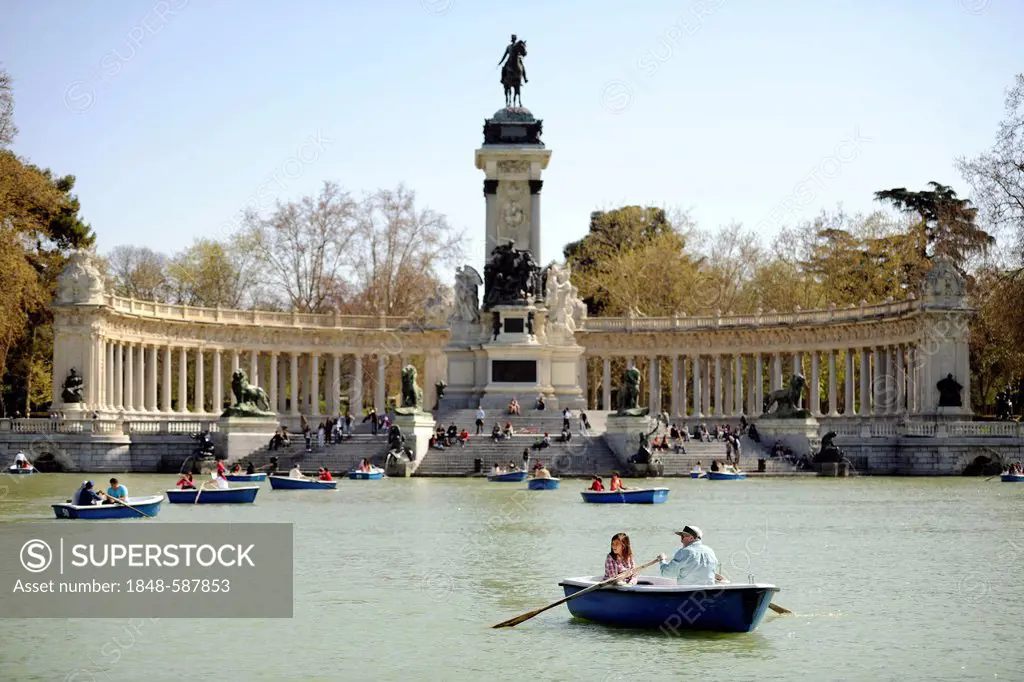 Monument to Alfonso XII. and a man-made lake in the Buen Retiro Park, Parque del Buen Retiro, Madrid, Spain, Europe, PublicGround