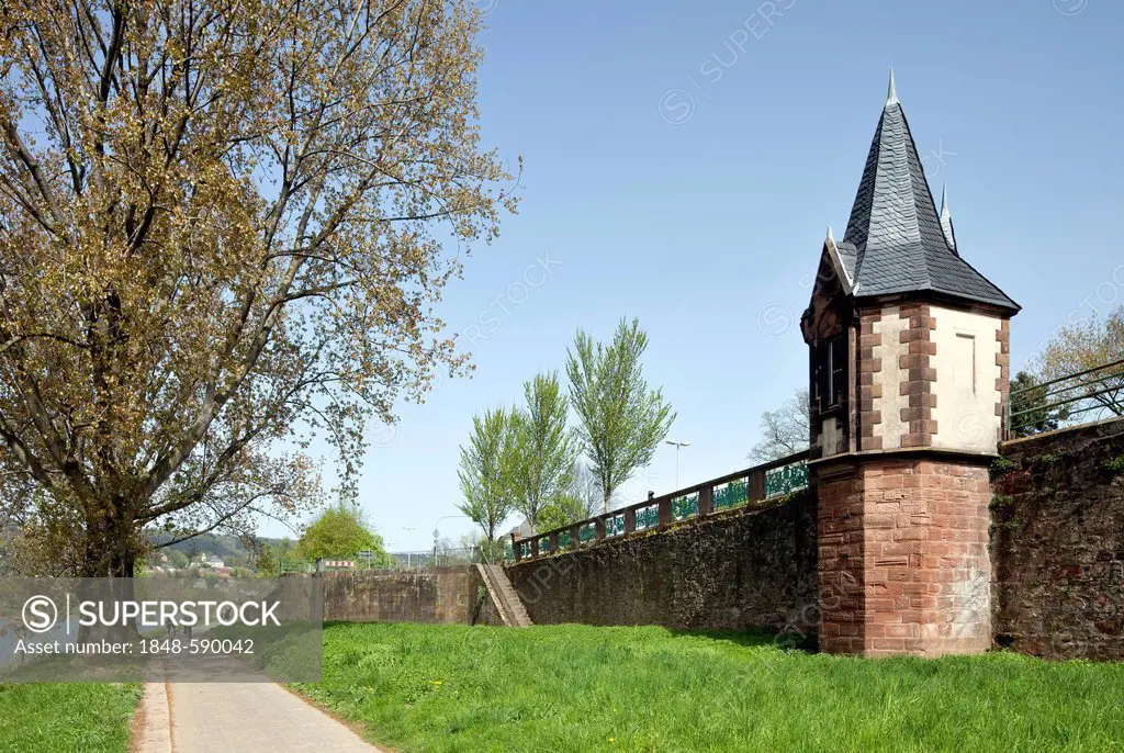 City walls and level building, the Moselle promenade, Trier, Rhineland-Palatinate, Germany, Europe, PublicGround
