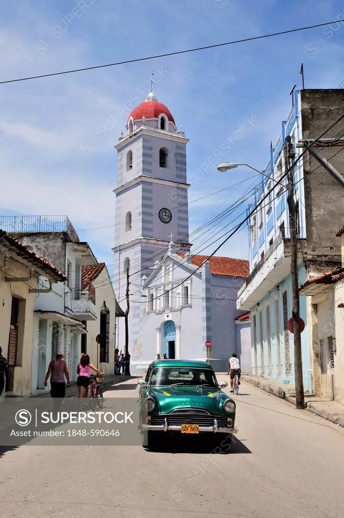Classic car in the historic district of Sancti Spiritus, Cuba, Caribbean