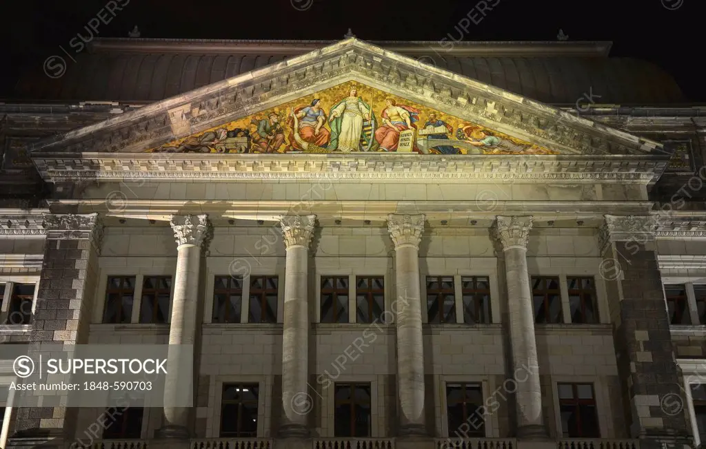 Facade, Saxon State Ministry of Finance, Dresden, Saxony, Germany, Europe