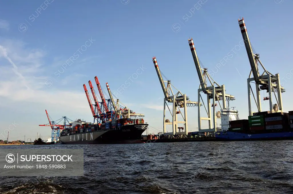 Loading a container ship from China in the Port of Hamburg, Hanseatic City of Hamburg, Germany, Europe